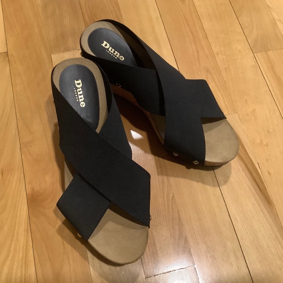 Dune Wedge Sandals Sz 7 - Picture 2 of 4